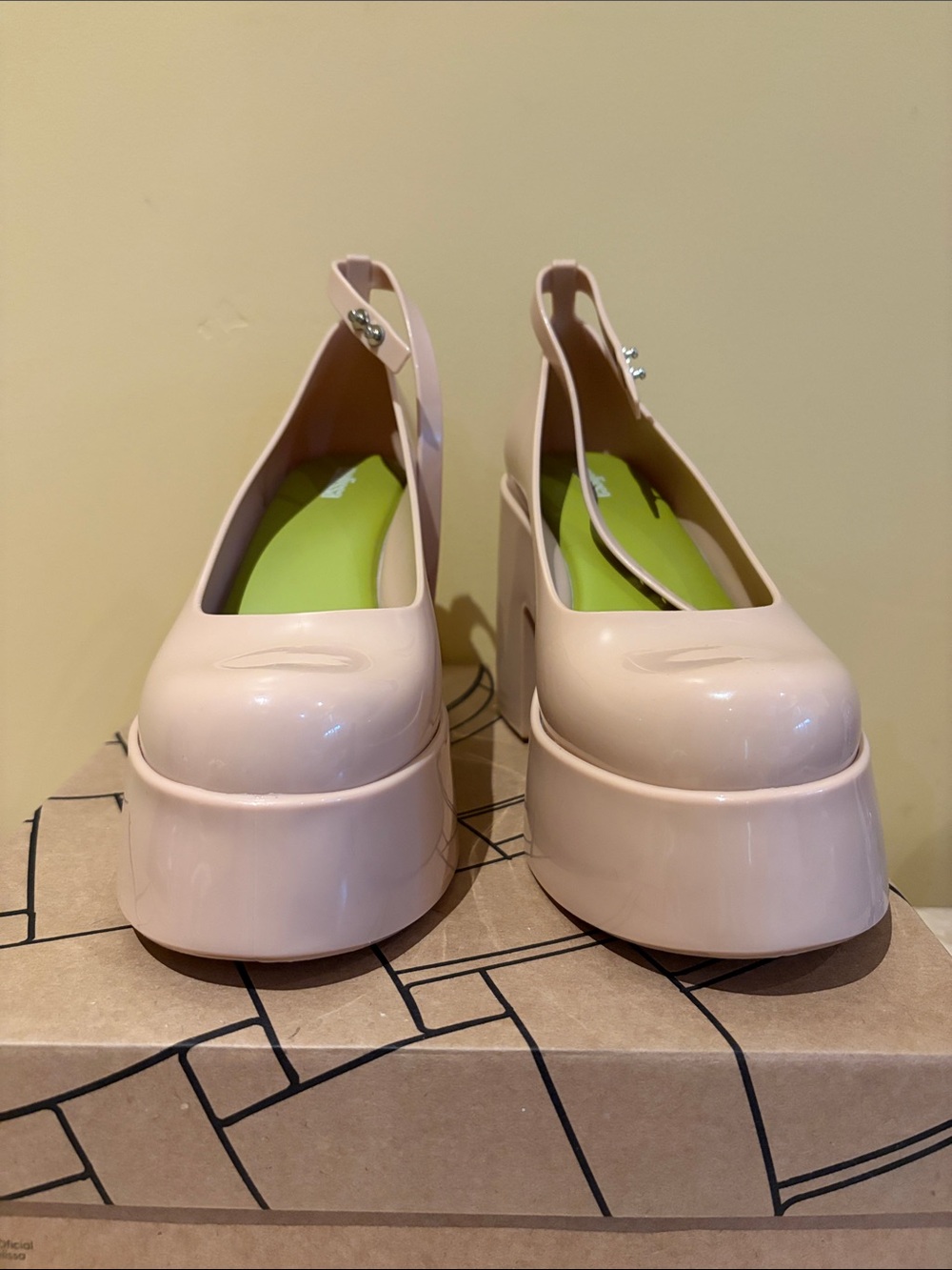 Melissa Doll Pumps 8 - Picture 3 of 6